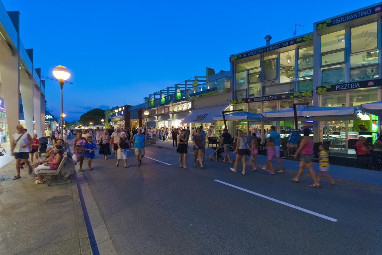 Vania Bibione Exterior foto